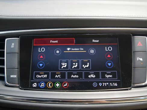 Used 2020 Buick Enclave Essence w/ Trailering Package, 5000 lbs. FWD image 24