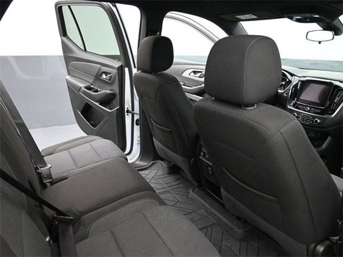 Used 2023 Chevrolet Traverse LT w/ LPO, Floor Liner Package image 22