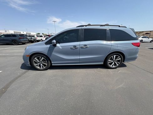Used 2023 Honda Odyssey Touring image 6