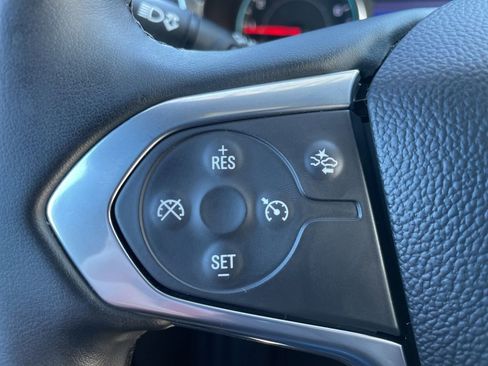 Used 2023 Chevrolet Traverse LT AWD/4WD image 14