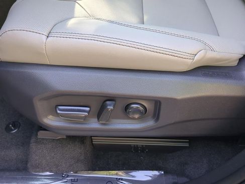 New 2026 Toyota Tundra Limited AWD/4WD image 25