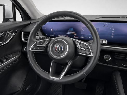 Used 2024 Buick Envision Preferred AWD/4WD image 18