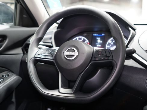 Used 2024 Nissan Altima 2.5 S image 13