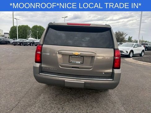 Used 2017 Chevrolet Suburban Premier image 12