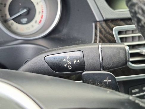 Used 2016 Mercedes-Benz E 350 4MATIC Sedan image 12