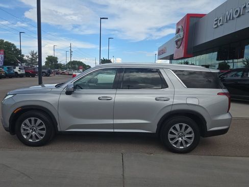Used 2025 Hyundai Palisade SEL FWD image 8