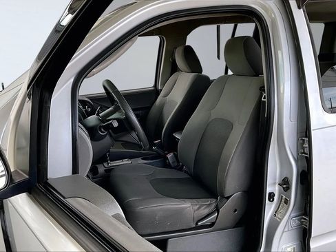 Used 2012 Nissan Xterra X RWD image 17