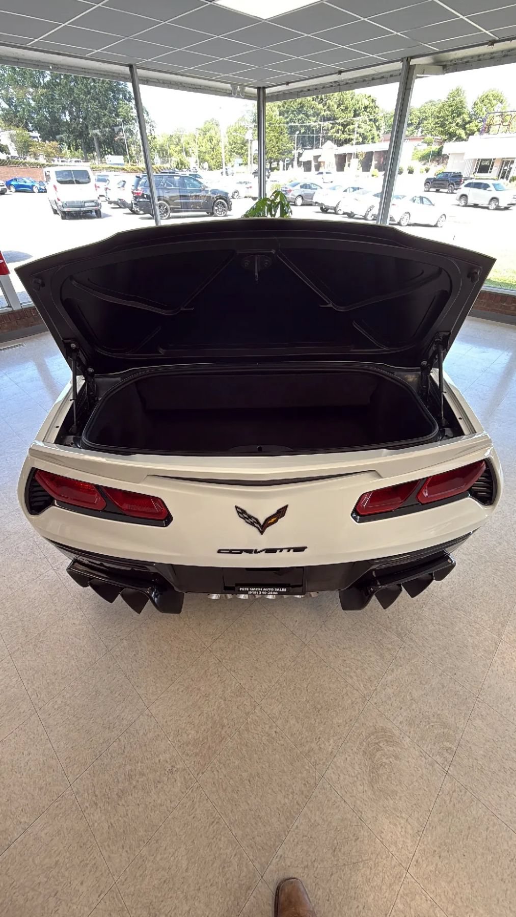 Used 2019 Chevrolet Corvette Stingray Convertible Z51 2LT RWD image 37