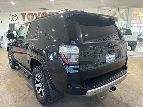 Certified 2024 Toyota 4Runner TRD Off-Road Premium w/ Moonroof Package AWD/4WD image 8