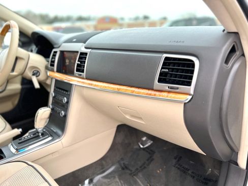 Used 2012 Lincoln MKZ Hybrid image 42