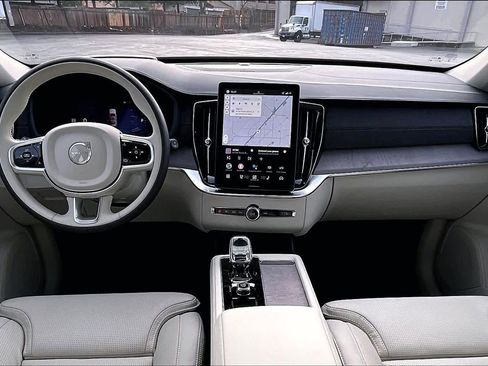 New 2026 Volvo XC90 T8 Ultra image 7