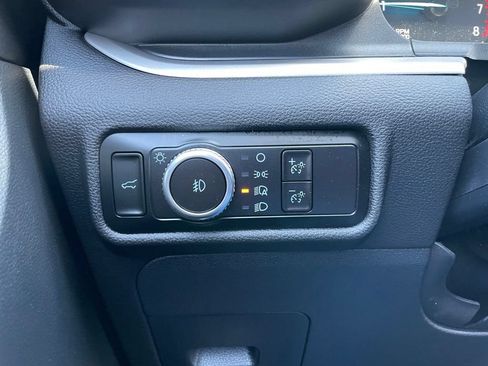 Used 2023 Ford Explorer XLT w/ Equipment Group 202A AWD/4WD image 47