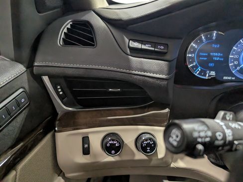 Used 2020 Cadillac Escalade ESV Luxury AWD/4WD image 26