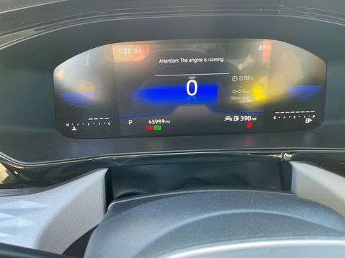 Used 2024 Volkswagen Taos S image 21