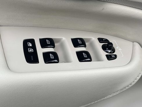 Certified 2023 Volvo XC90 B6 Plus w/ Protection Package Premier image 17