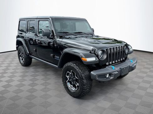 Used 2023 Jeep Wrangler Unlimited Rubicon 4xe w/ Cold Weather Group AWD/4WD image 4