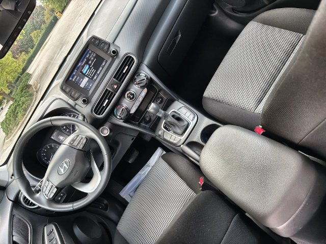 Used 2020 Hyundai Kona SEL Plus FWD image 20