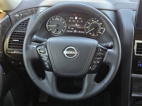 Used 2021 Nissan Armada Platinum image 6