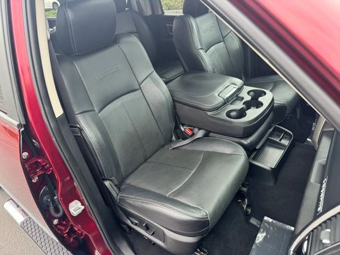 Used 2018 RAM 1500 Laramie w/ Convenience Group AWD/4WD image 24