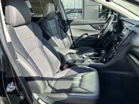 Used 2022 Subaru Crosstrek 2.5i Sport w/ Moonroof Package image 26
