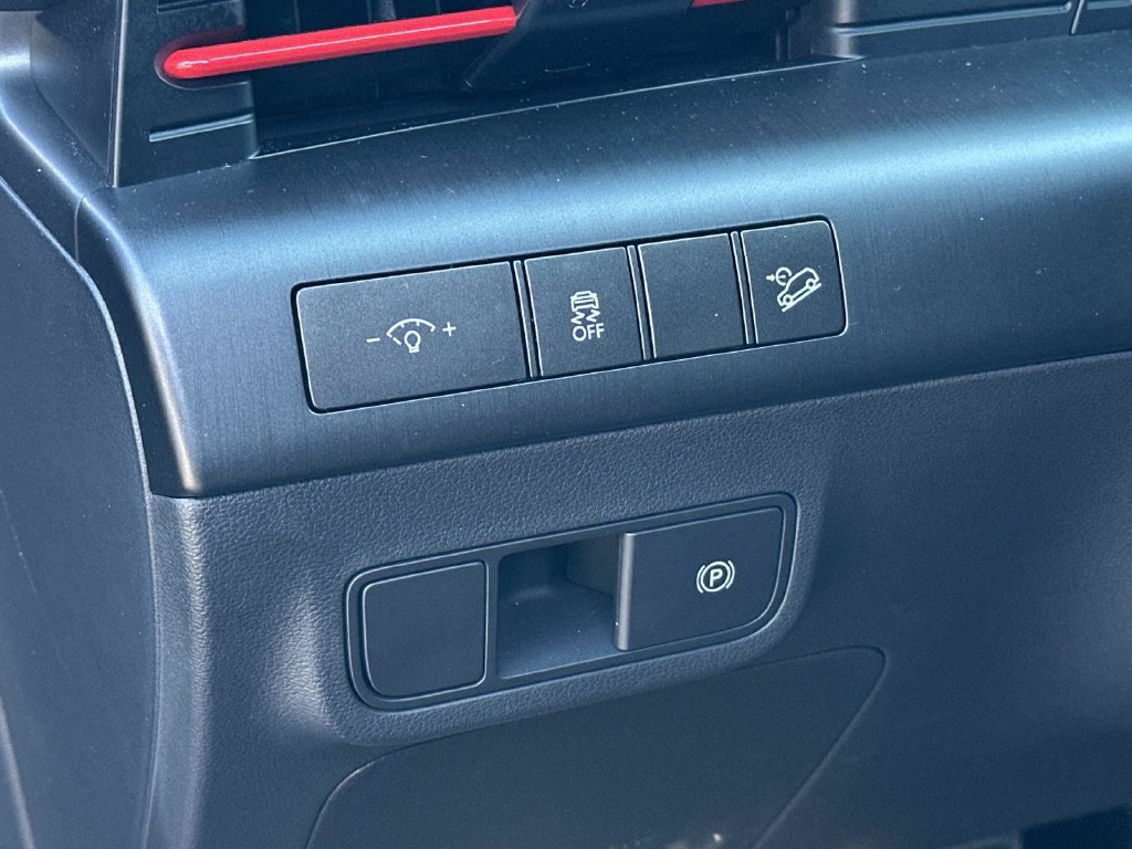 Used 2025 Hyundai Kona N Line S FWD image 28