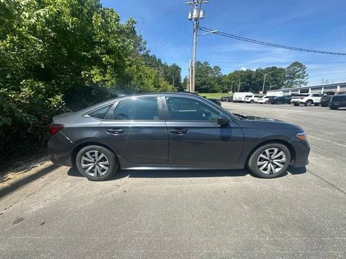 Used 2025 Honda Civic LX image 9