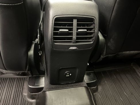 Used 2020 Ford Escape SEL image 15