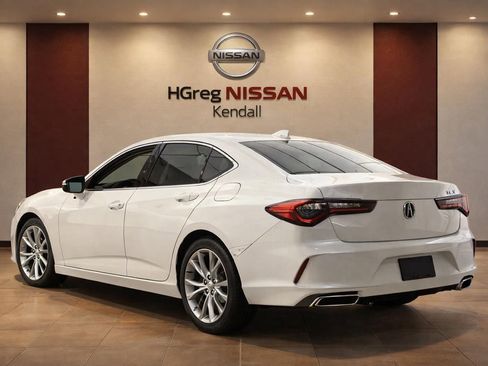 Used 2022 Acura TLX FWD image 2