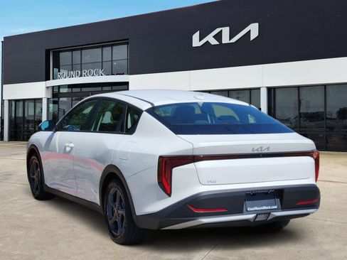 Certified 2025 Kia K4 FWD image 5