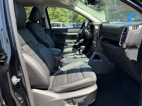New 2026 Ford Ranger Lariat w/ Black Appearance Package AWD/4WD image 9