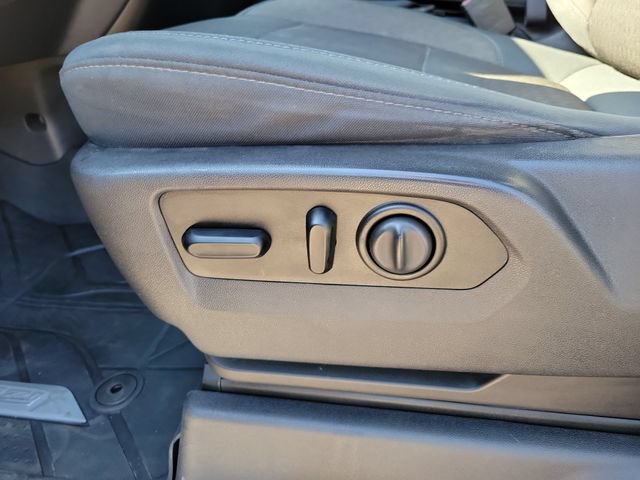 Used 2019 Chevrolet Silverado 1500 LT w/ All-Star Edition AWD/4WD image 14