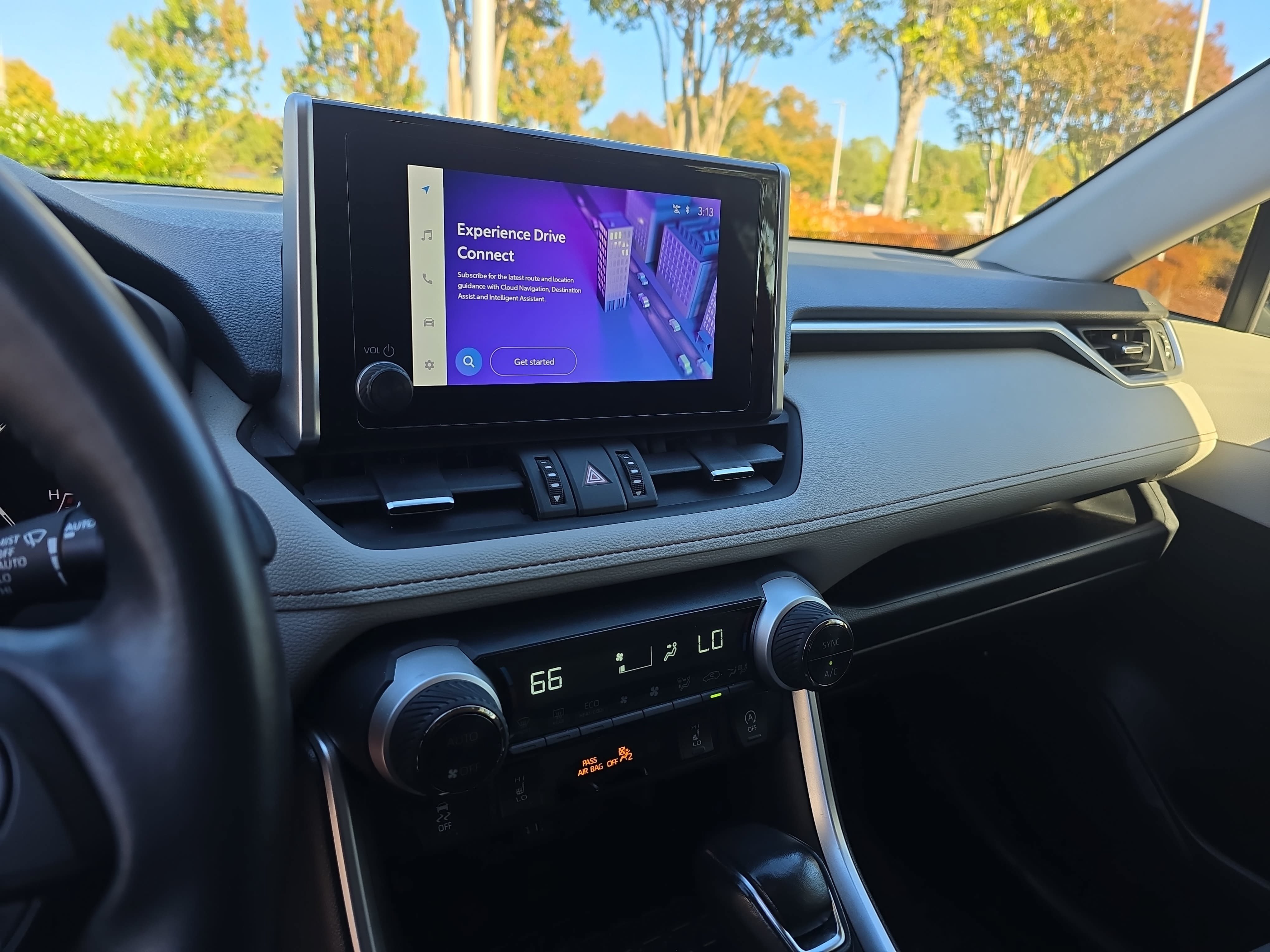 Used 2023 Toyota RAV4 XLE Premium FWD image 20