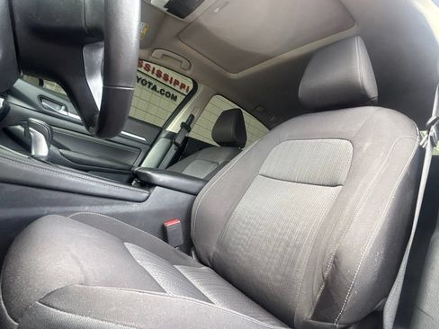 Used 2023 Nissan Altima 2.5 SV w/ SV Premium Package FWD image 12