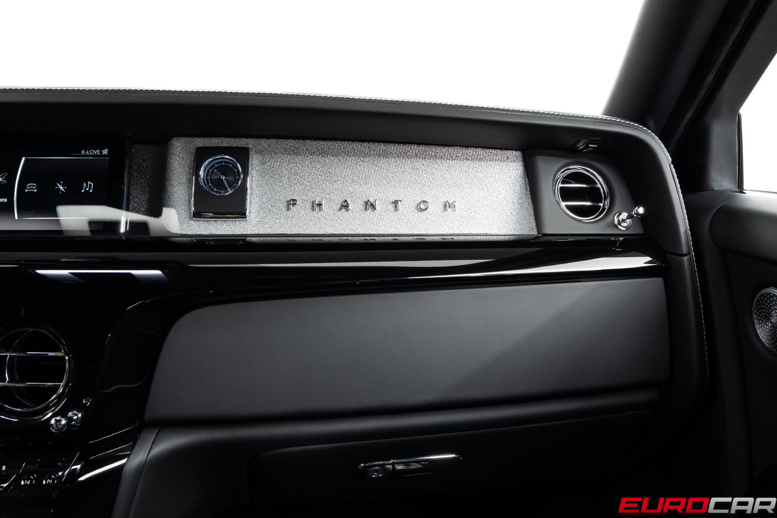 Used 2022 Rolls-Royce Phantom Sedan RWD image 35