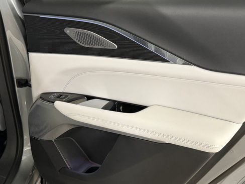 Certified 2024 Cadillac Lyriq Luxury RWD image 25