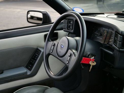 Used 1989 Ford Mustang LX image 38