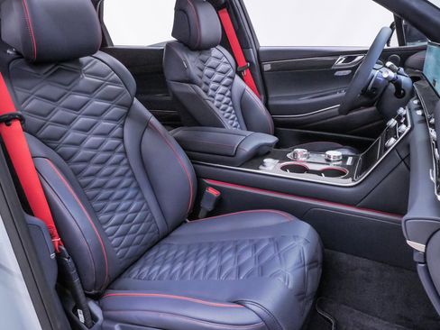 New 2026 Genesis GV80 3.5T e-SC image 14