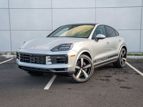 New 2026 Porsche Cayenne Coupe image 1