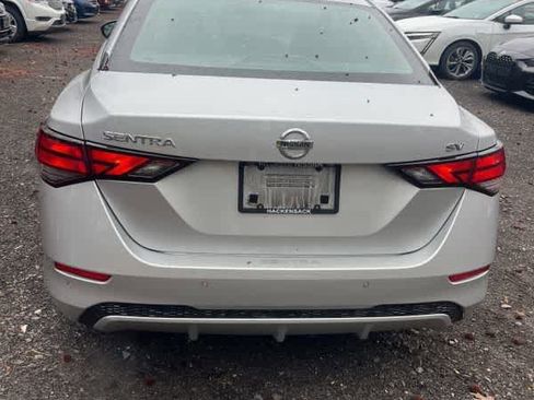 Used 2021 Nissan Sentra SV image 4