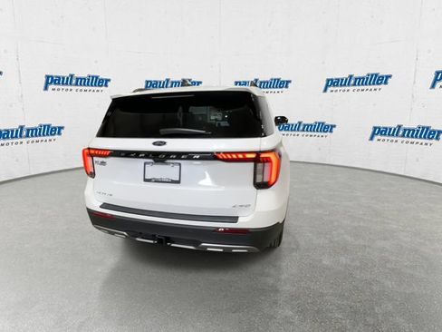 Used 2026 Ford Explorer Active w/ Active Comfort Package AWD/4WD image 10