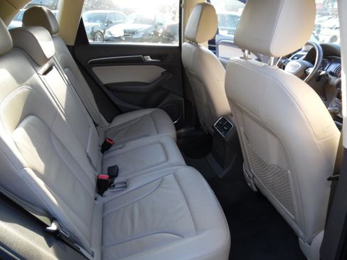 Used 2017 Audi Q5 2.0T Premium Plus image 21