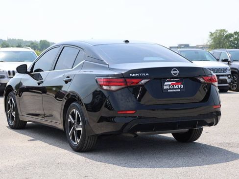 Used 2025 Nissan Sentra SV w/ All-Weather Package FWD image 11