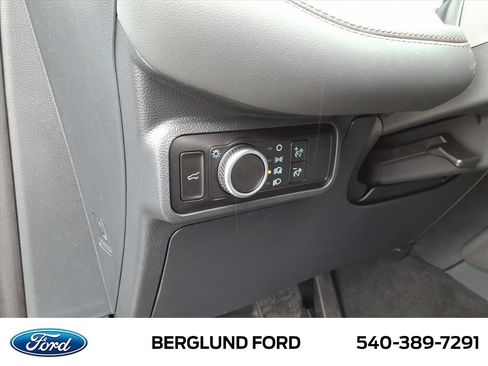 New 2026 Ford Explorer Active image 13