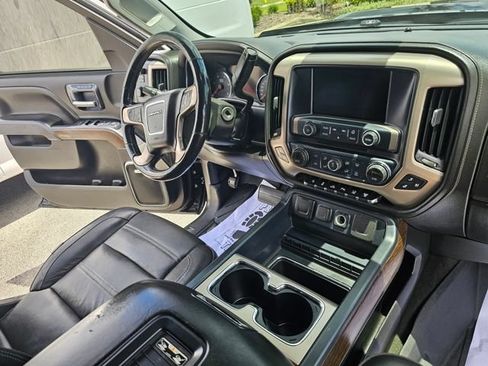 Used 2018 GMC Sierra 3500 Denali w/ Duramax Plus Package AWD/4WD image 29