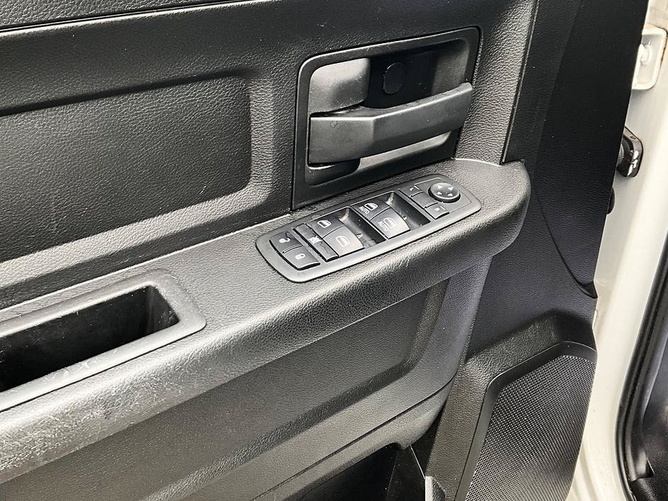 Used 2019 RAM 1500 Tradesman w/ Chrome Plus Package RWD image 27