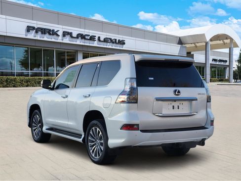 Used 2023 Lexus GX 460 Luxury image 4