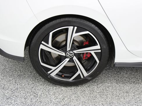 Used 2024 Volkswagen GTI SE FWD image 6