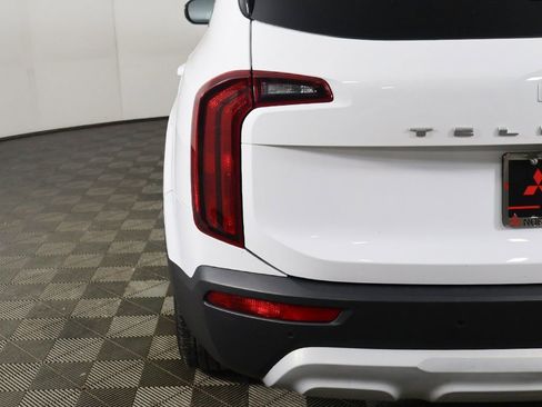 Used 2022 Kia Telluride LX image 14
