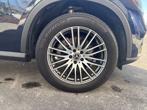 Used 2024 Mercedes-Benz GLC 300 image 12