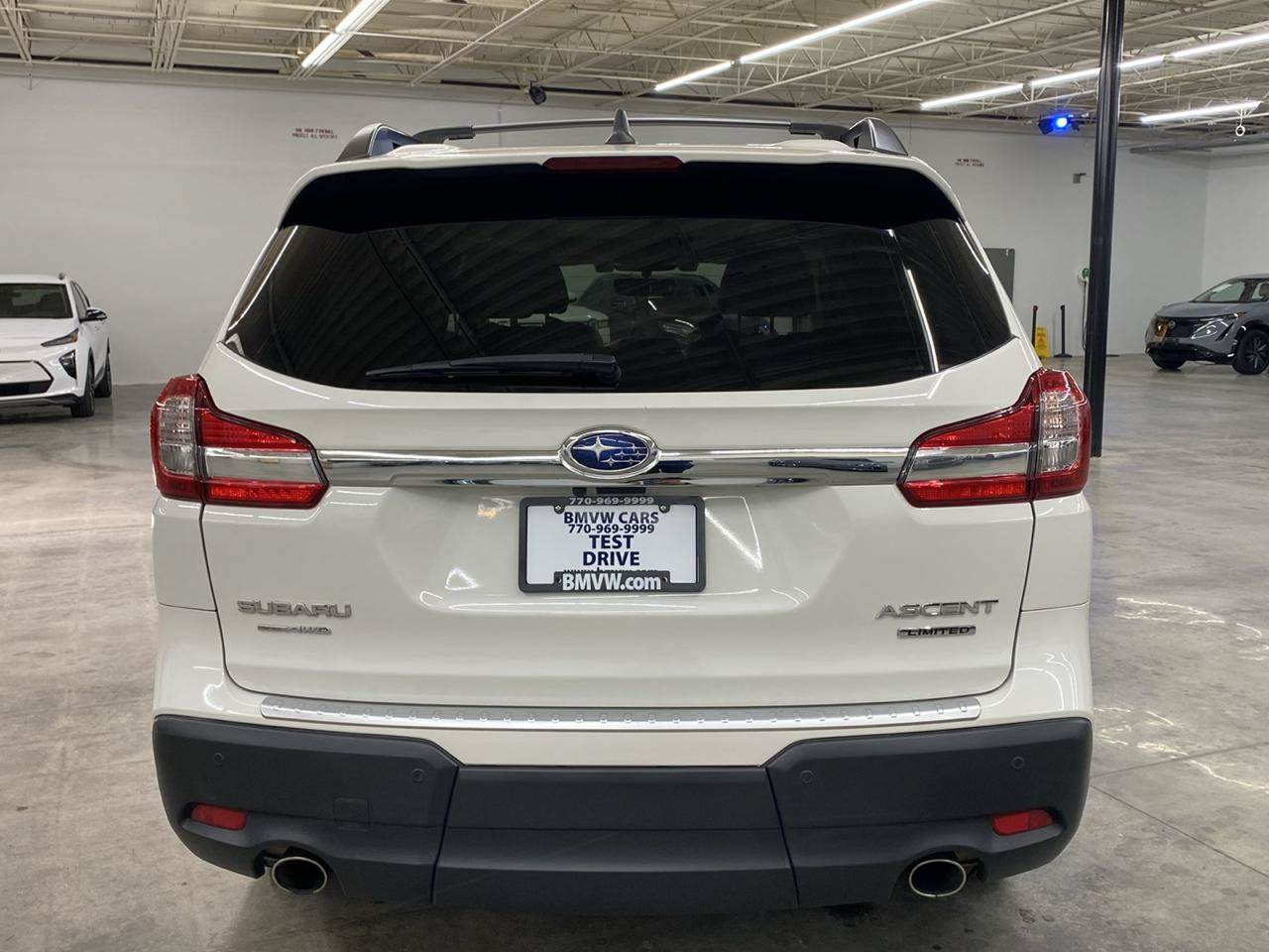 Used 2021 Subaru Ascent Limited w/ Technology Package AWD/4WD image 9